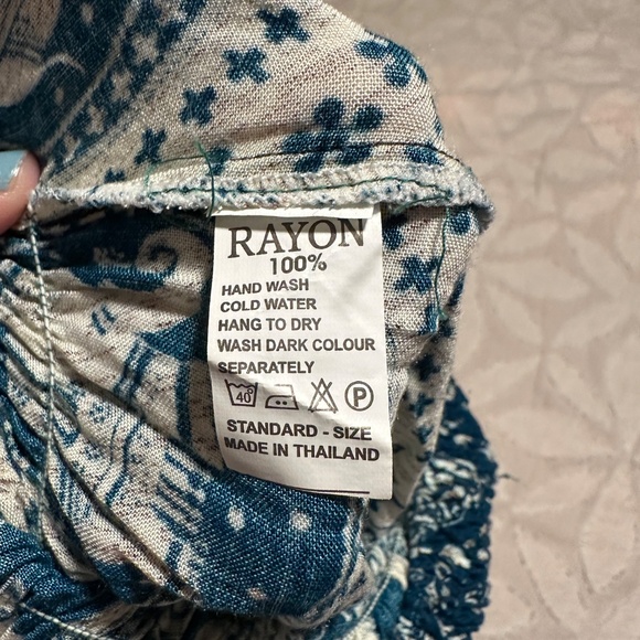 Pair of festival sundresses - Picture 4 of 8